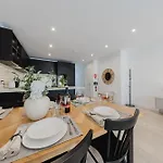 Mlh Village 3bed With Views By Homely! شقة المليحة