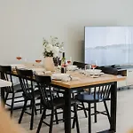 Mlh Village 3bed With Views By Homely! شقة