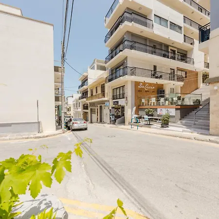 Apartamento Mlh Village 3bed With Views By Homely!