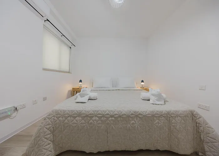 Mlh Village 3bed With Views By Homely! شقة