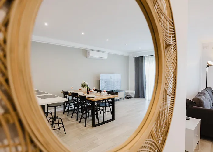 Mlh Village 3bed With Views By Homely!