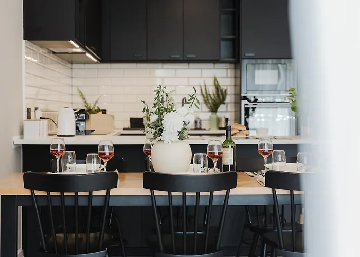 Mlh Village 3bed With Views By Homely! شقة