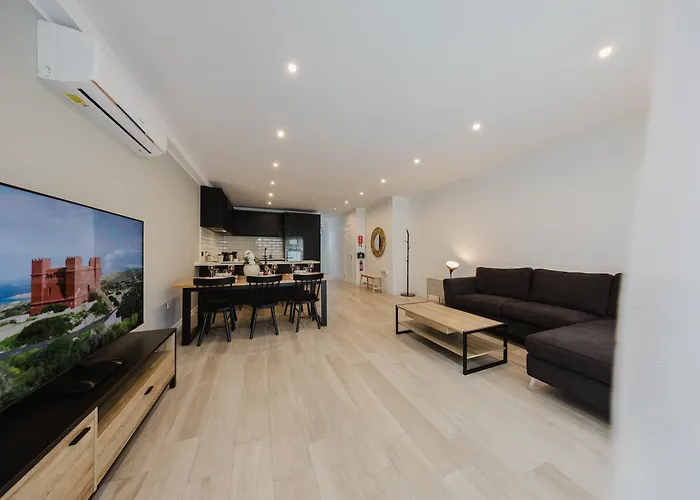 Mlh Village 3bed With Views By Homely! شقة المليحة